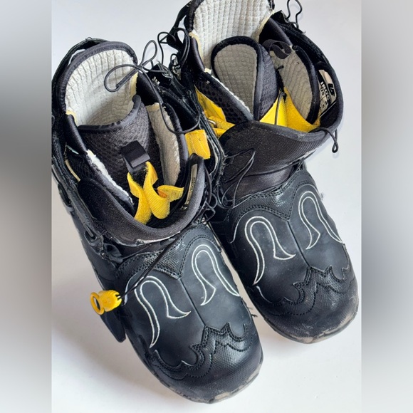 Women’s Burton Snowboarding Boots SIZE 8 - Picture 11 of 11